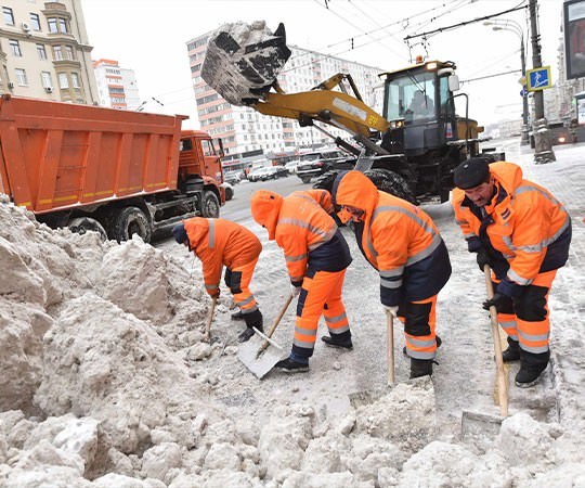 Уборка снега в Магнитогорске и  Челябинской области